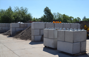 Kenny & Murphy - Product - Interlocking Concrete Blocks